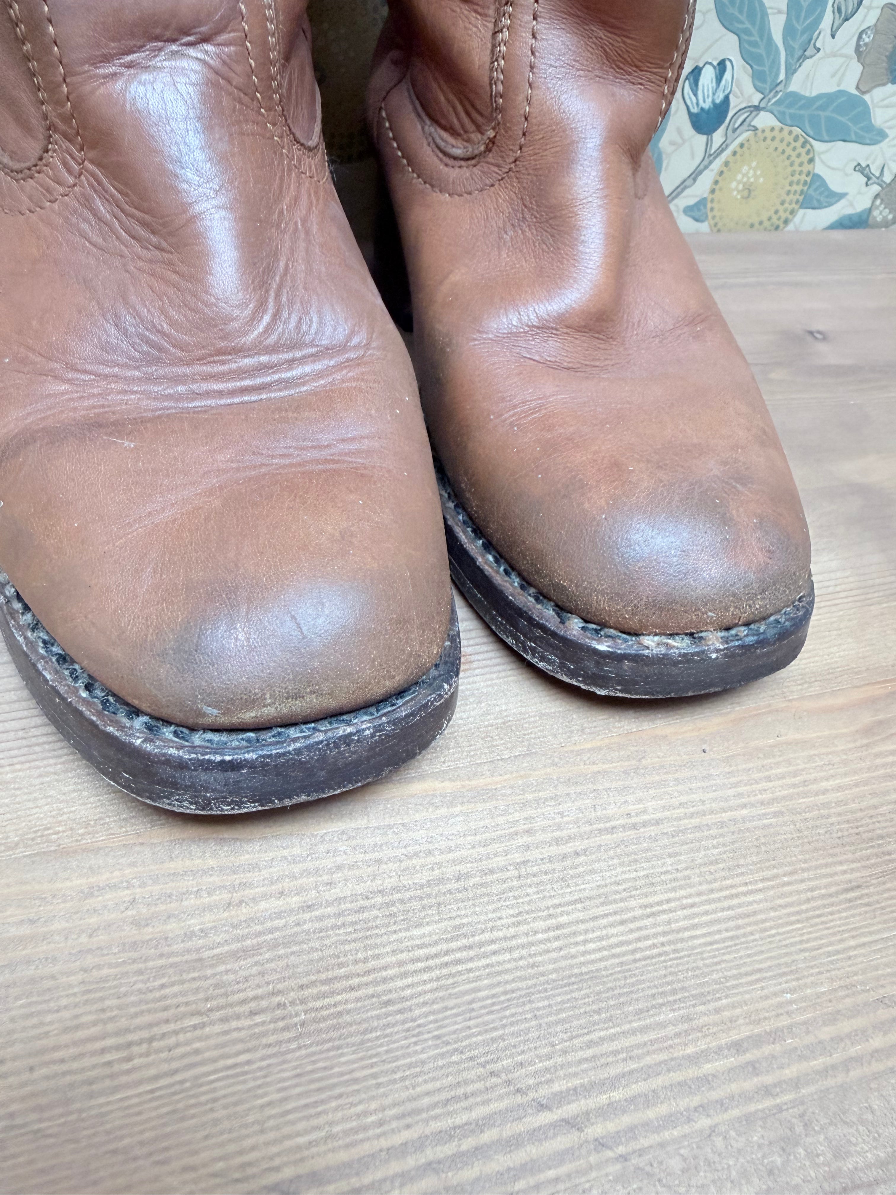Vintage 1970s Frye Tan Embroidered Boots
