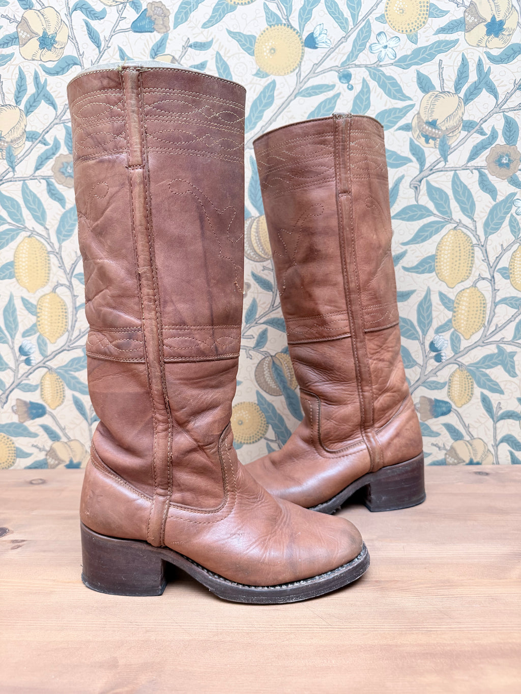 Vintage 1970s Frye Tan Embroidered Boots