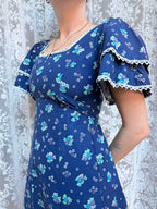 Vintage 1970s Travers Tempos London Prairie Blue Maxi Dress