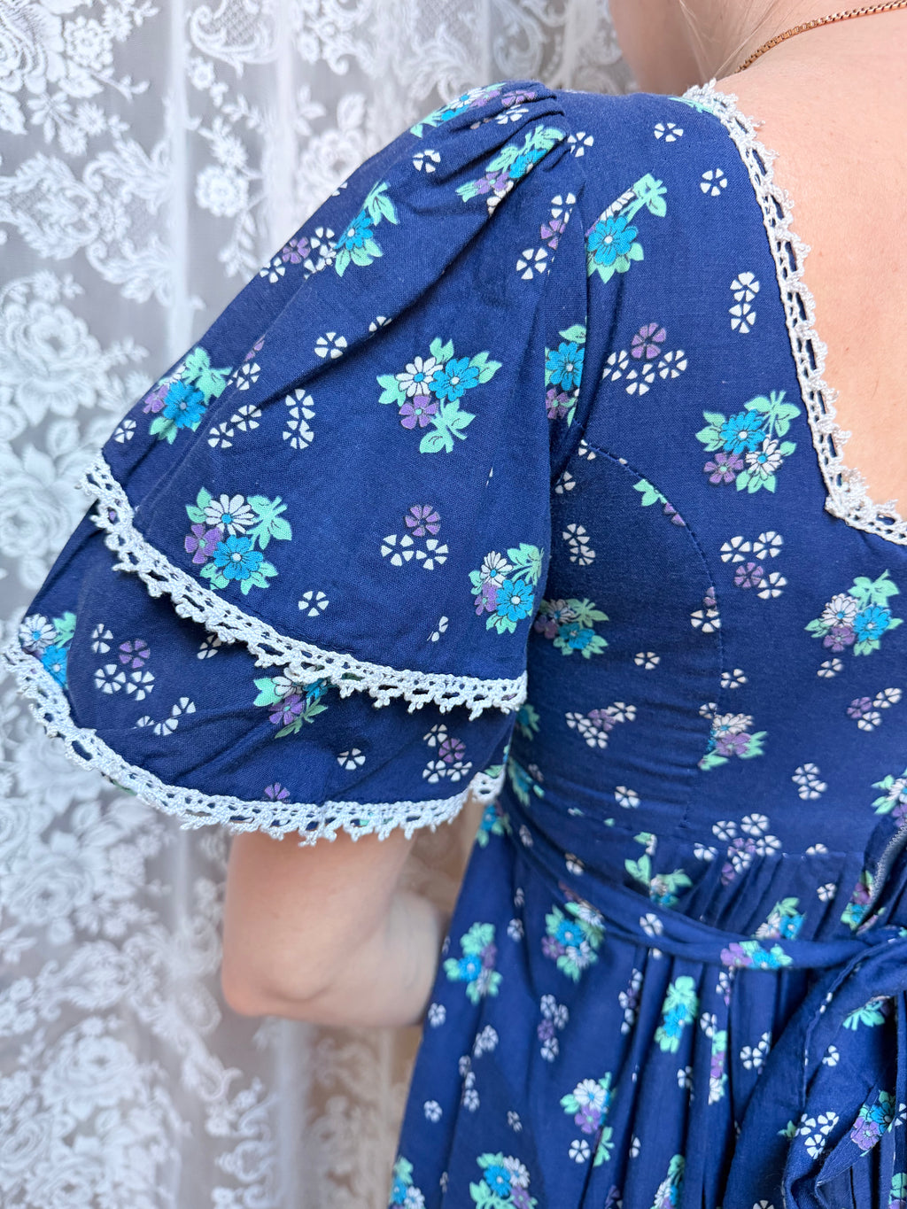 Vintage 1970s Travers Tempos London Prairie Blue Maxi Dress