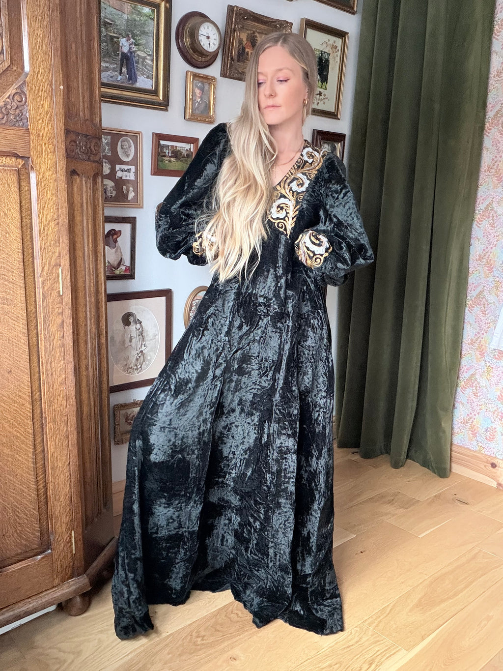 The Sanderson: Vintage Ayesha Davar 1970s Dress