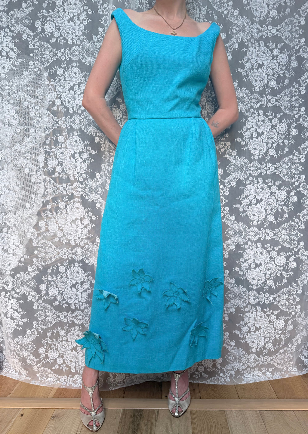 Vintage 1960s Frank Usher Blue Moygashel Floral Appliqué Gown
