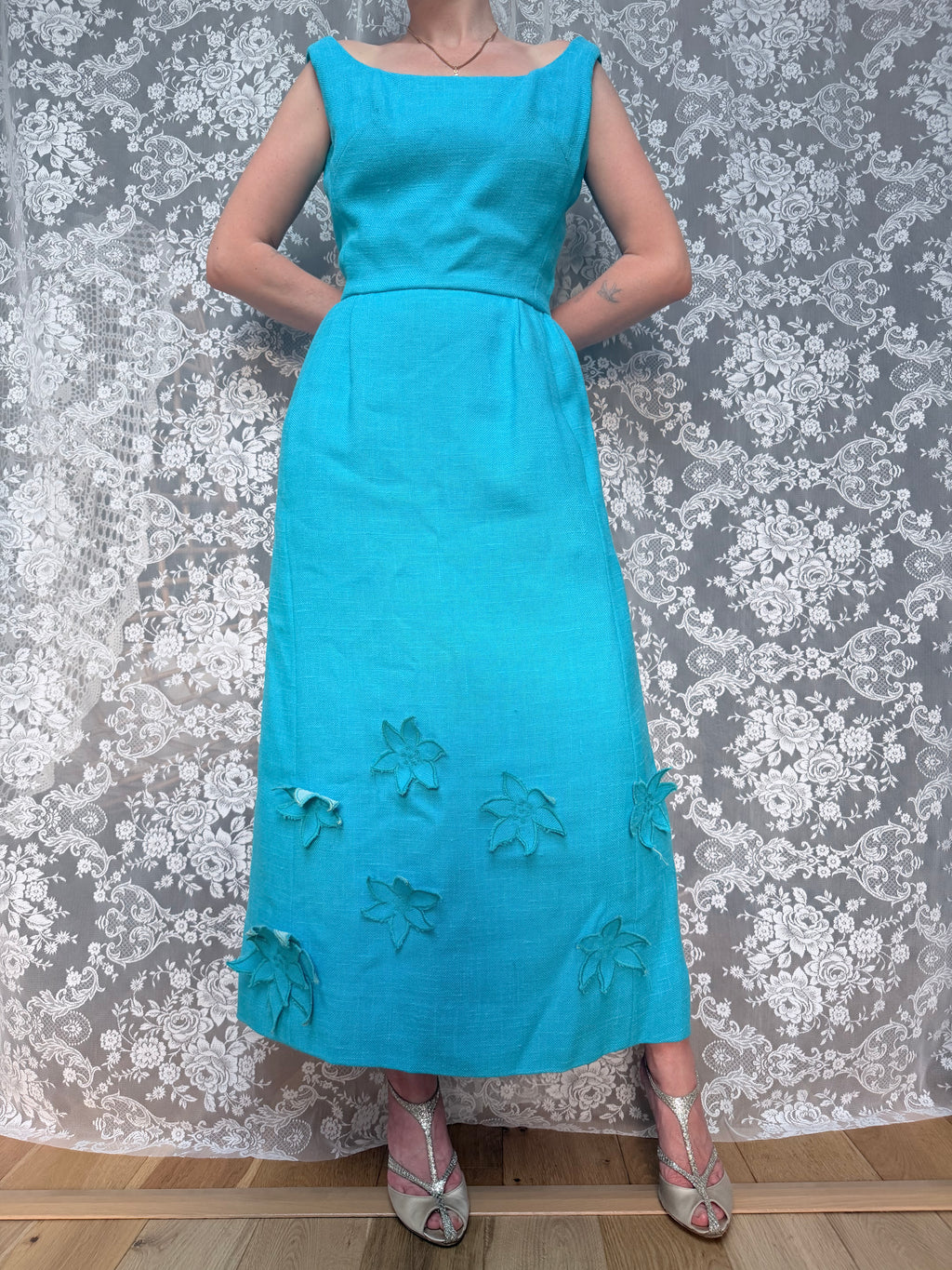 Vintage 1960s Frank Usher Blue Moygashel Floral Appliqué Gown
