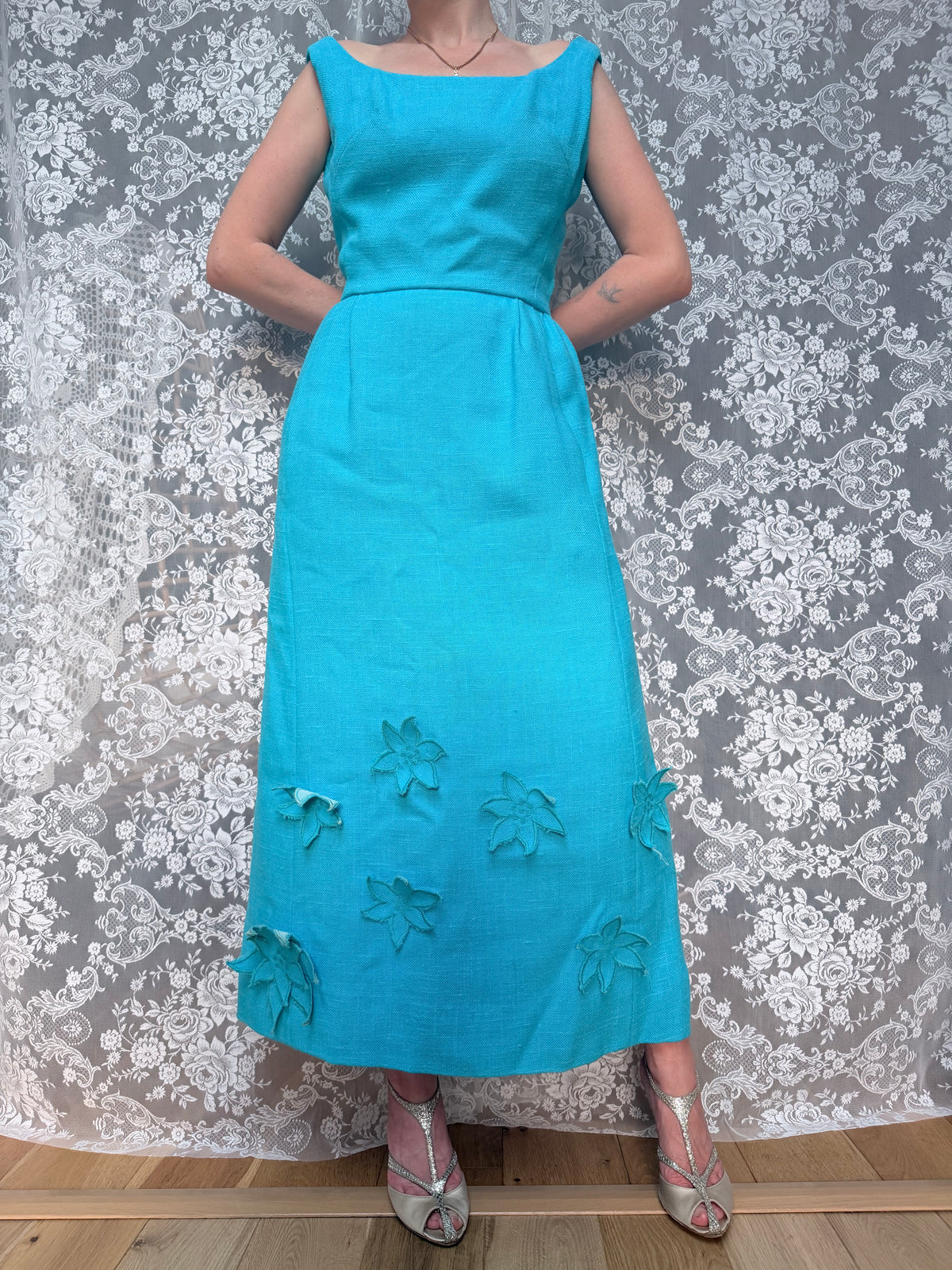 Vintage 1960s Frank Usher Blue Moygashel Floral Appliqué Gown