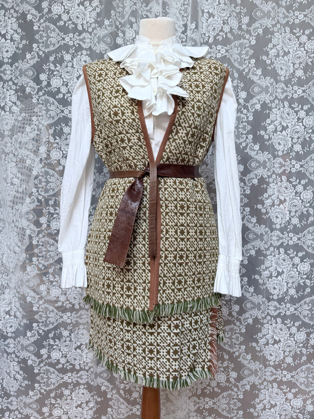 1960s Vintage Jo Ro Two-Piece Tweed Wool Suit
