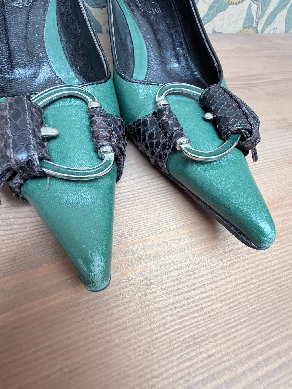 Rare Vintage 1990s Dolce & Gabbana Green Leather Kitten Heels