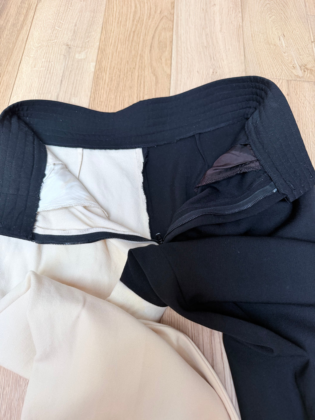 Vintage 1980s YSL Rive Gauche Picasso Collection Black & Cream Suit