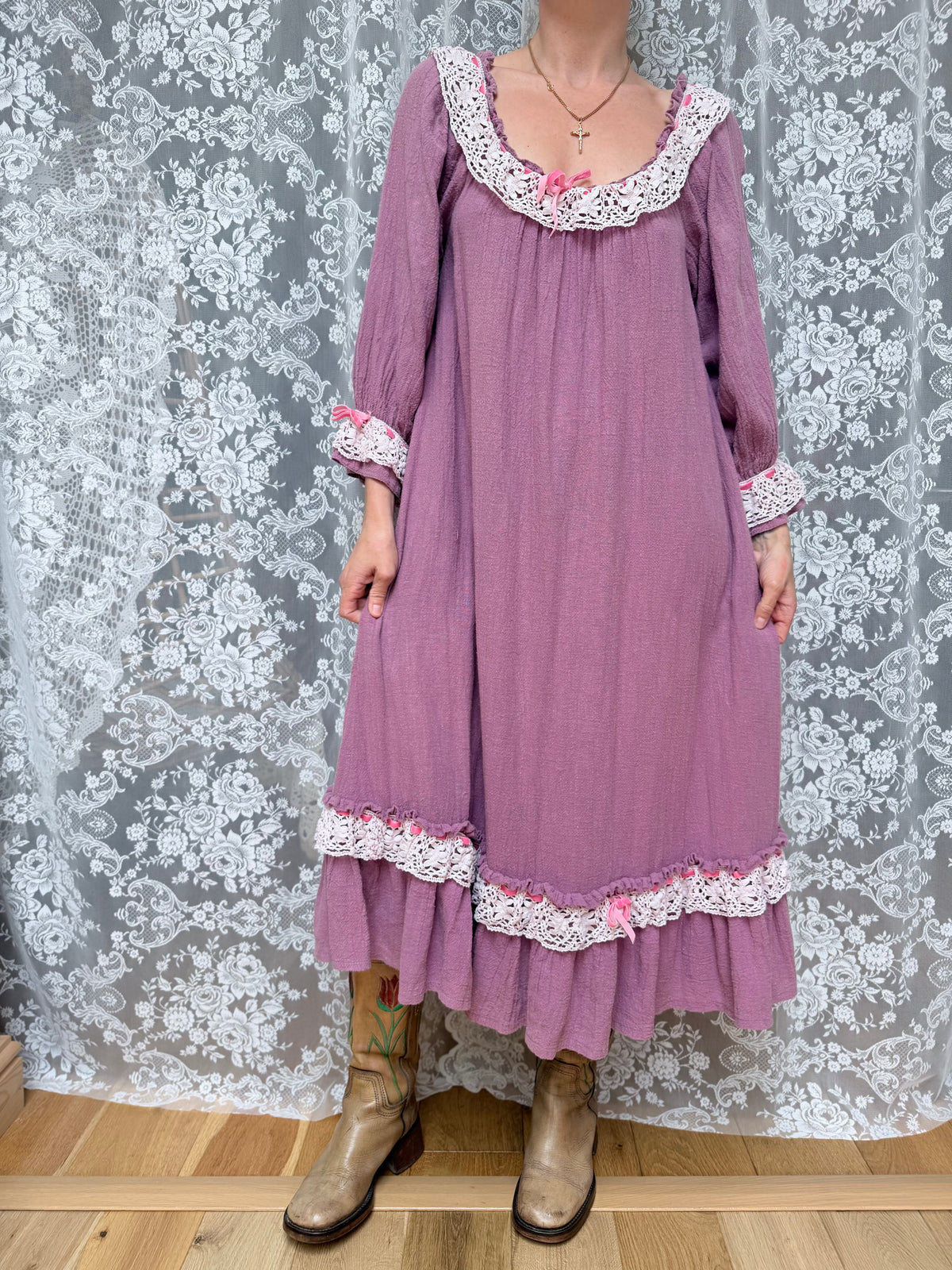 Vintage 1970s Bus Stop by Lee Bender Cheesecloth Cotton Lace Prairie Dress