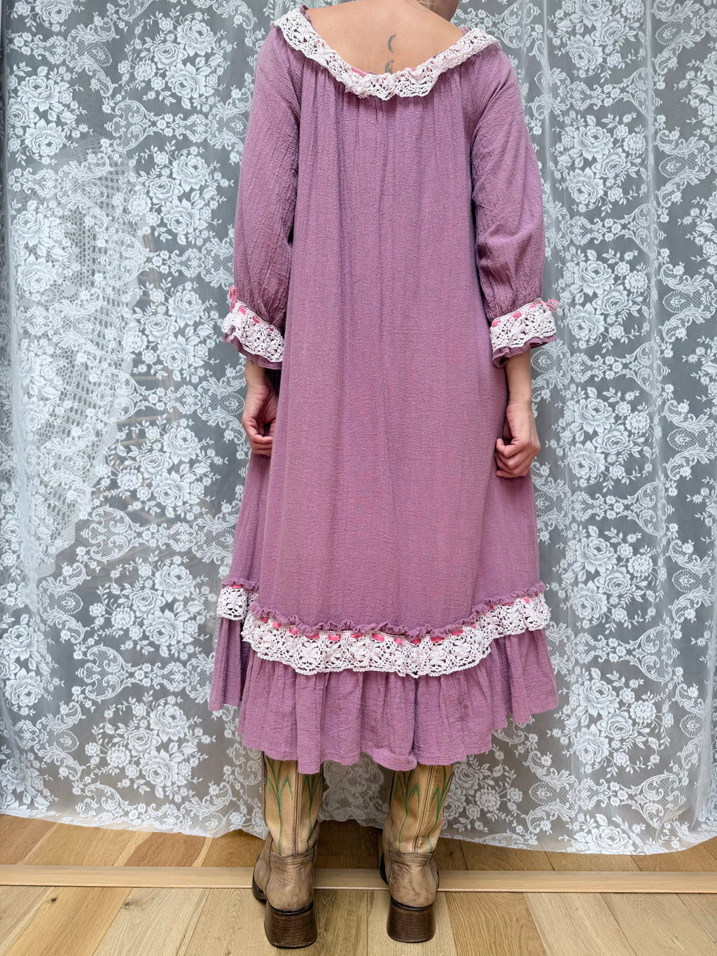 Vintage 1970s Bus Stop by Lee Bender Cheesecloth Cotton Lace Prairie Dress