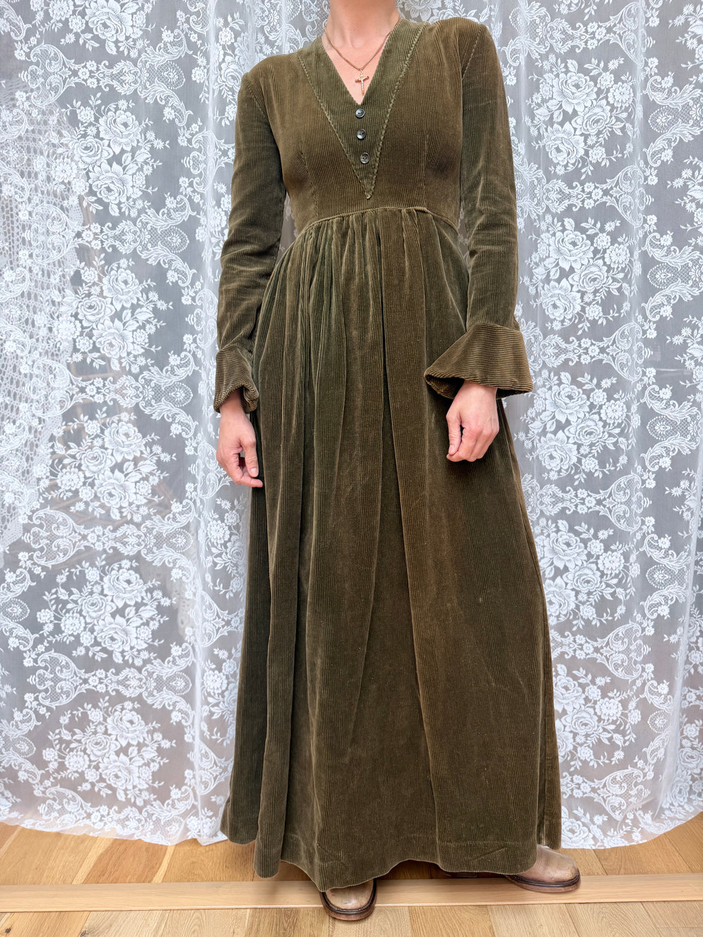 Vintage 1970s Laura Ashley Early Label Revival Bell Sleeve Dress