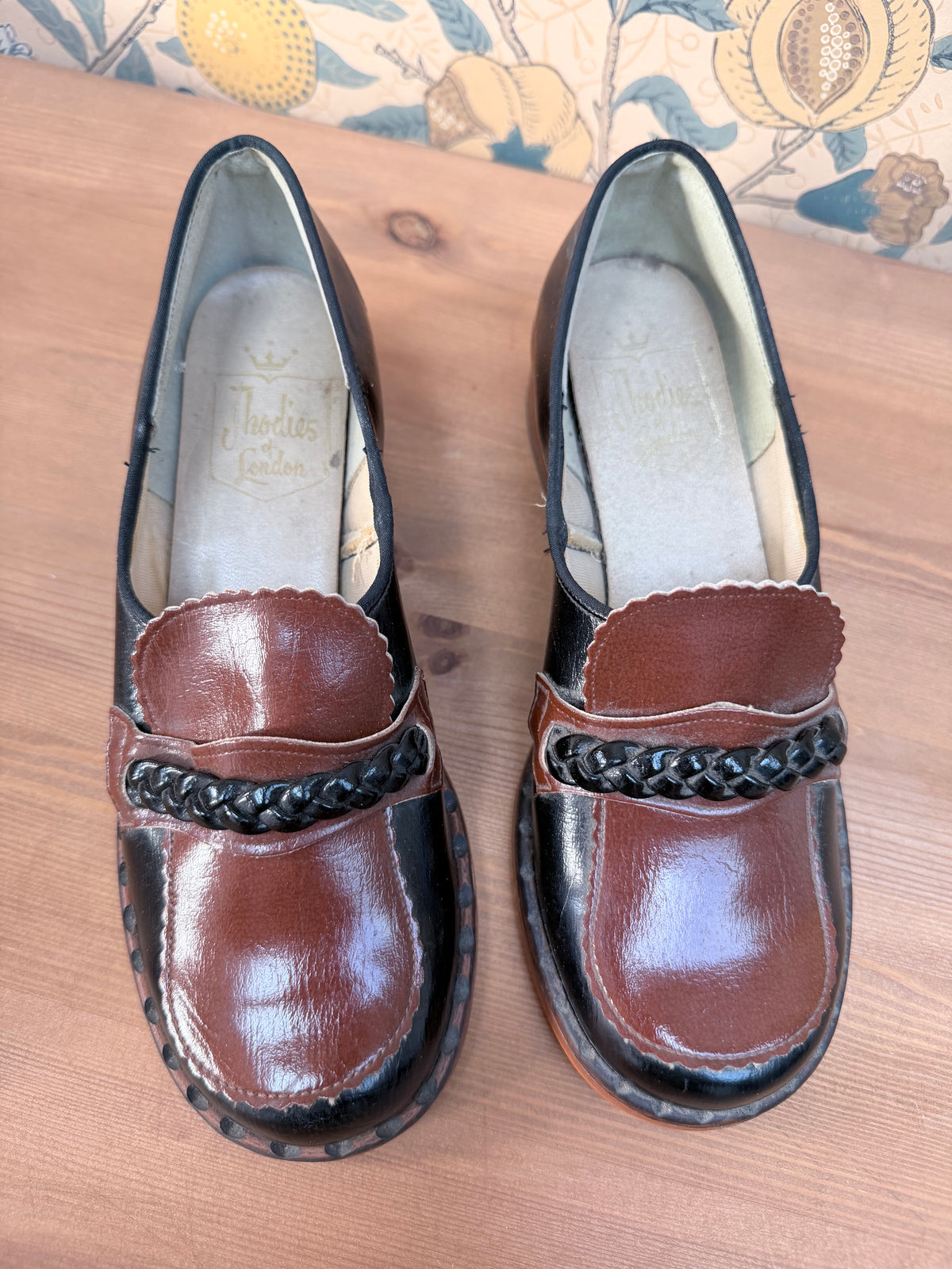 Vintage 1960s Women's Leather Loafer Shoes | Made in Italy