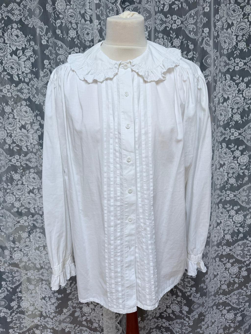 Romantic Revival: Vintage 1980s Laura Ashley Clown Shirt Peter Pan Collar