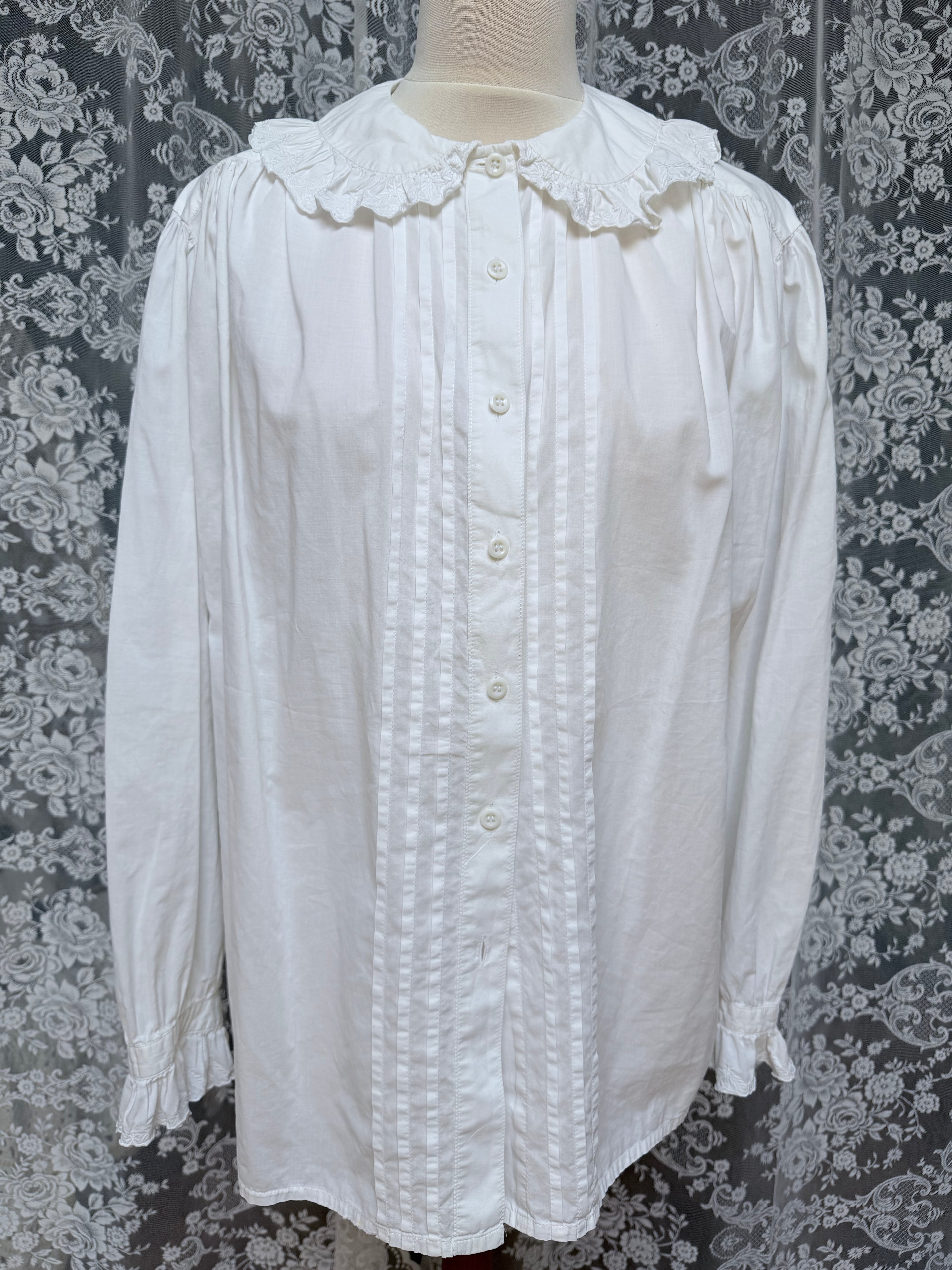 Romantic Revival: Vintage 1980s Laura Ashley Clown Shirt Peter Pan Collar