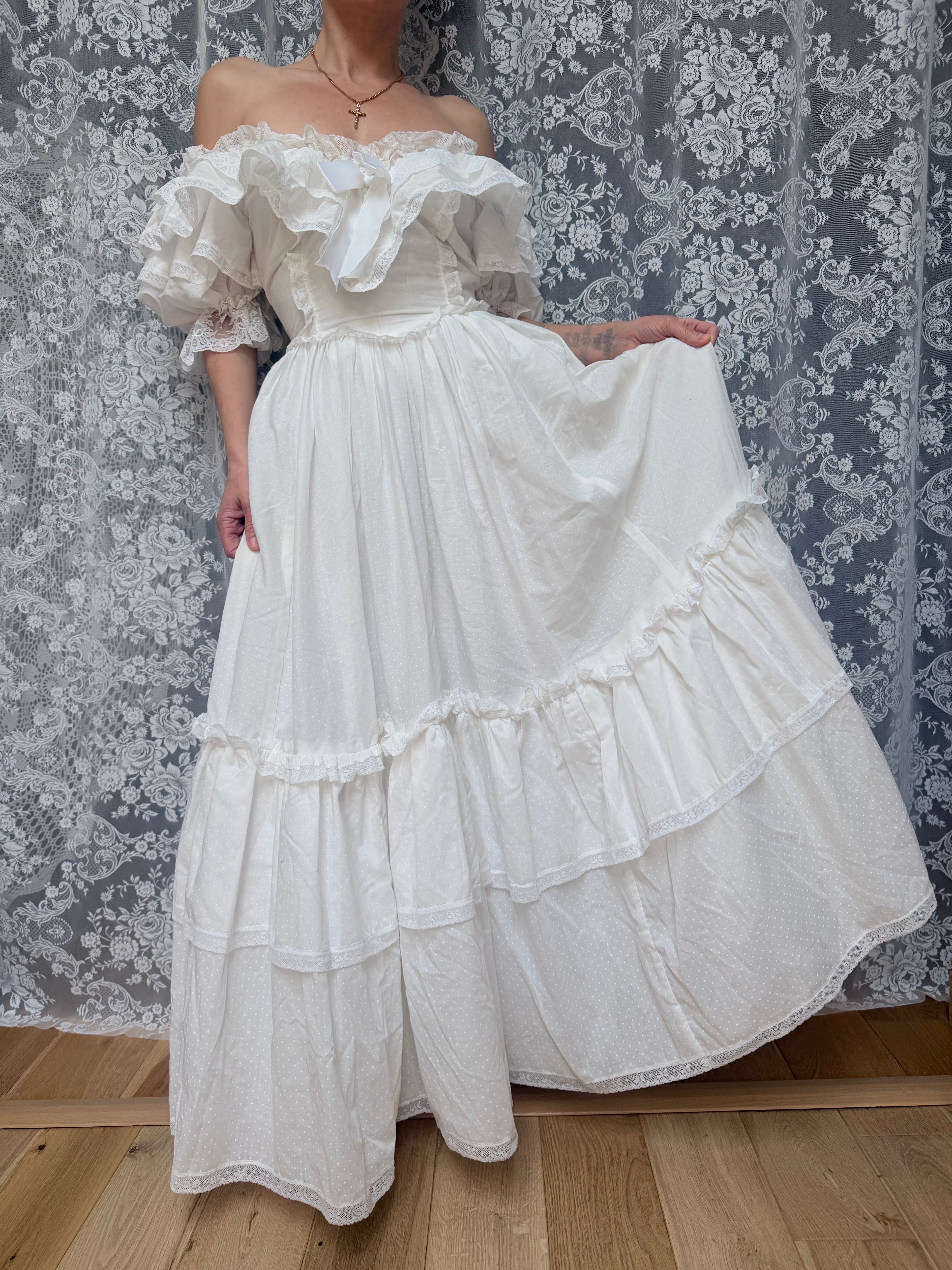 Vintage 1980s Bo Peep Lace Wedding Dress | Cottagecore Prairie Bridal Gown