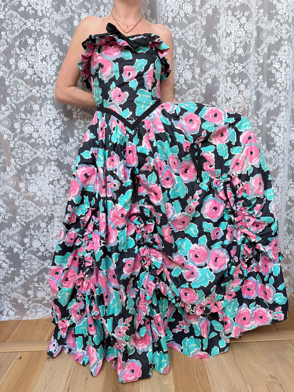Vintage 1980s Laura Ashley Floral Bo Peep Maxi Dress
