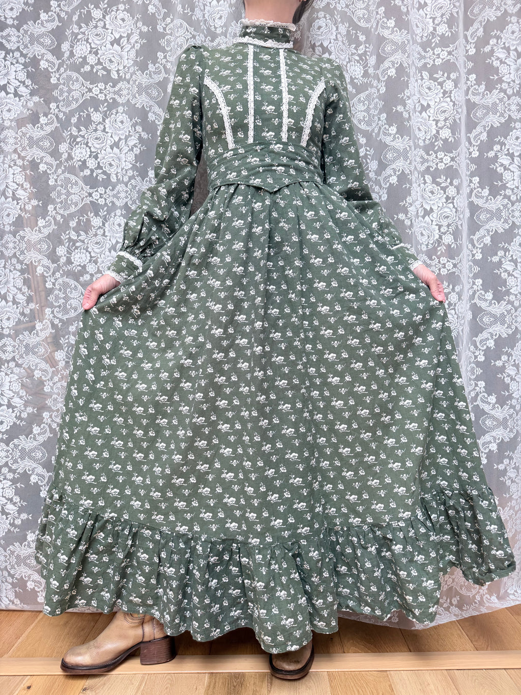 Vintage 1960s/70s Laura Ashley Green Edwardian Prairie Dress