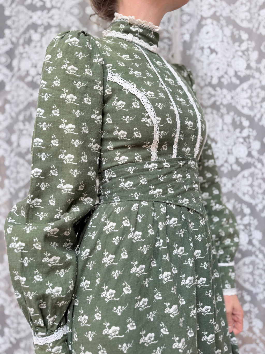 Vintage 1960s/70s Laura Ashley Green Edwardian Prairie Dress