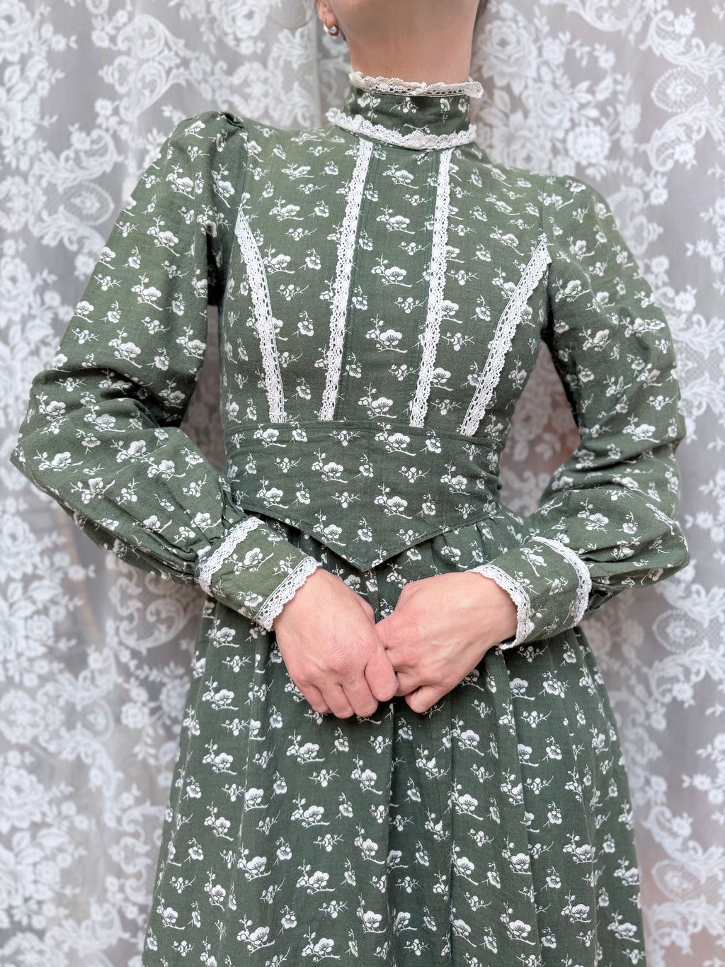 Vintage 1960s/70s Laura Ashley Green Edwardian Prairie Dress