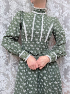 Vintage 1960s/70s Laura Ashley Green Edwardian Prairie Dress