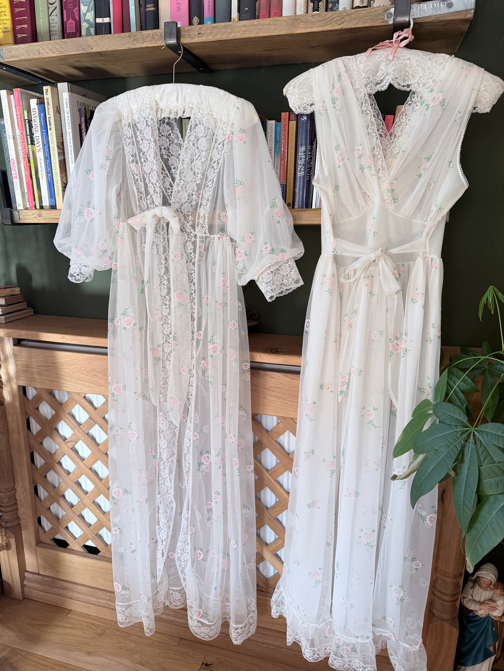 Rare Vintage 1950s/1960s Raywarp English Rose Baby Doll Maxi Set