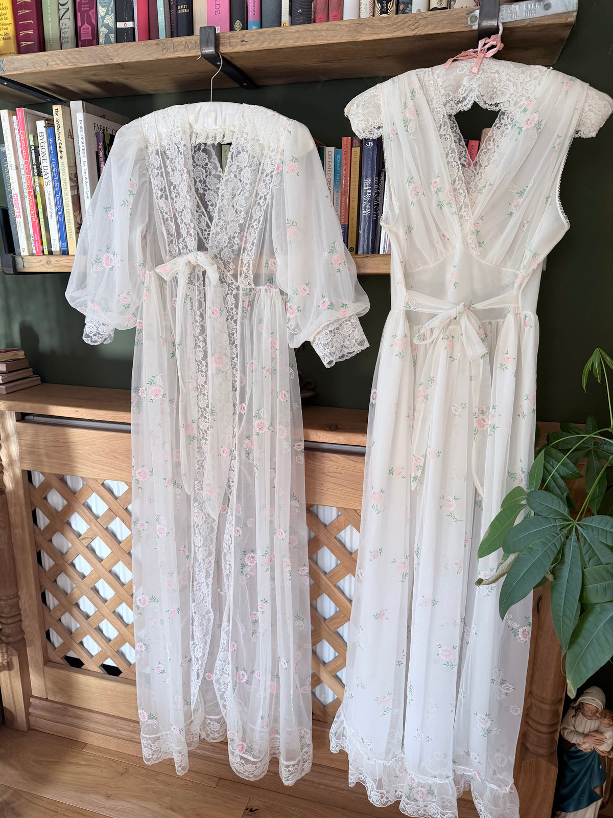 Rare Vintage 1950s/1960s Raywarp English Rose Baby Doll Maxi Set