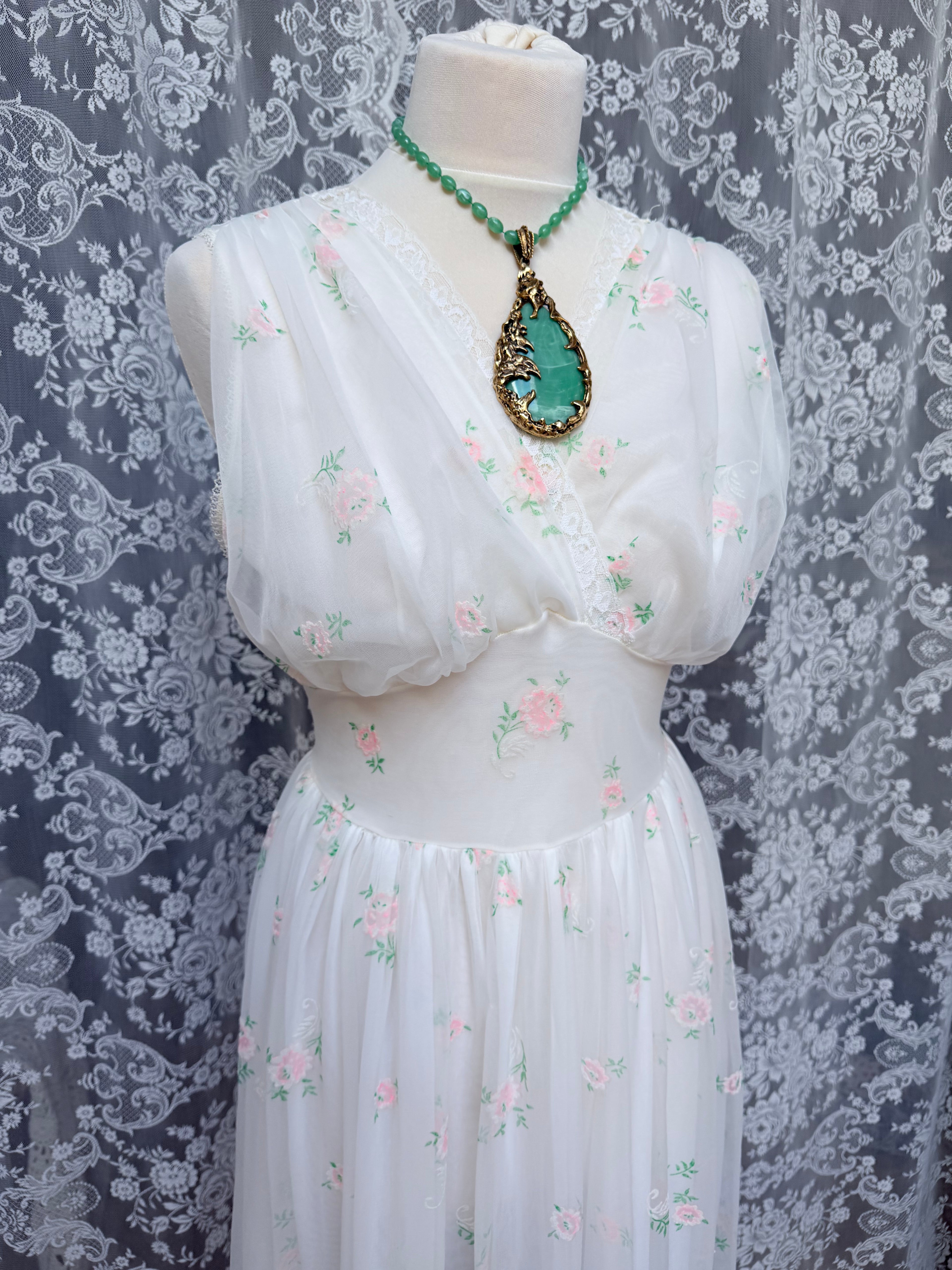 Rare Vintage 1950s/1960s Raywarp English Rose Baby Doll Maxi Set