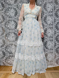 Vintage 1970s California Lace Prairie Dress | White & Blue Floral Gunne Sax Style