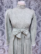 The Winter Lass: Vintage Laura Ashley 1970s William Morris High-Neck Prairie Dress