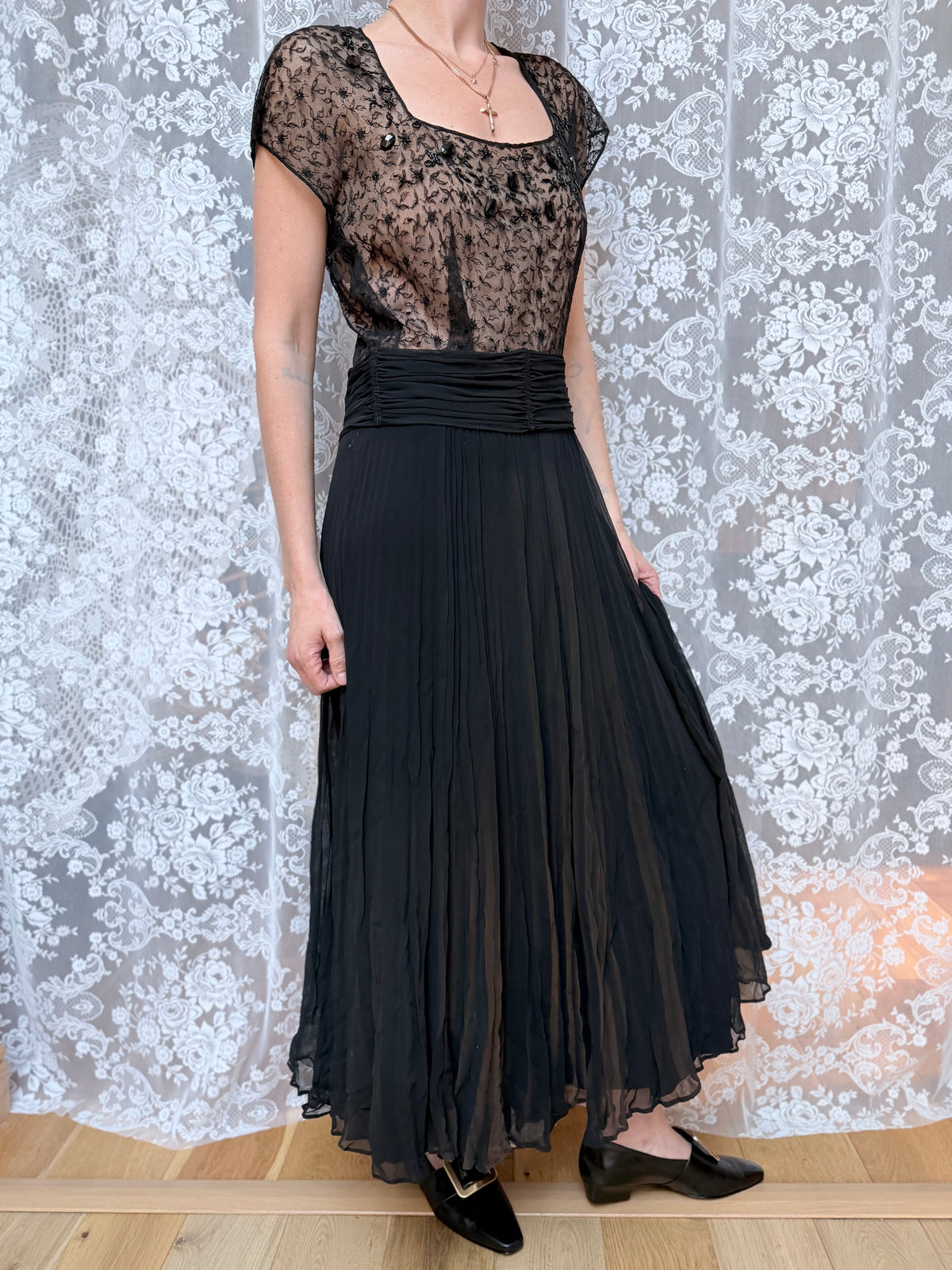 Antique Art Deco 1920s Black Floral Lace Midi Dress