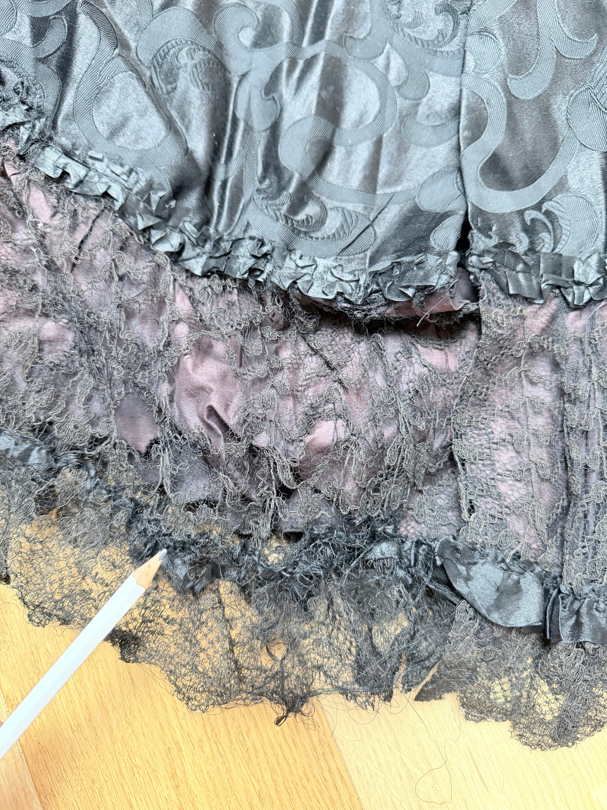 Antique Late Victorian Black Floral Lace Cape | Gothic Evening Wear