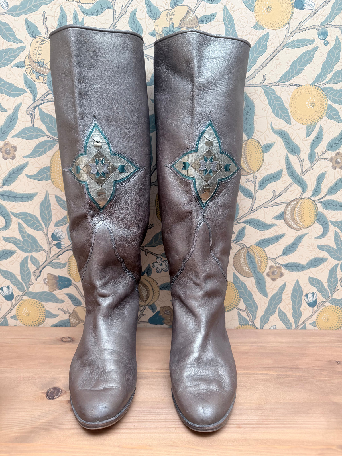 Rare Vintage 1970s Silver Leather Embroidered Boots