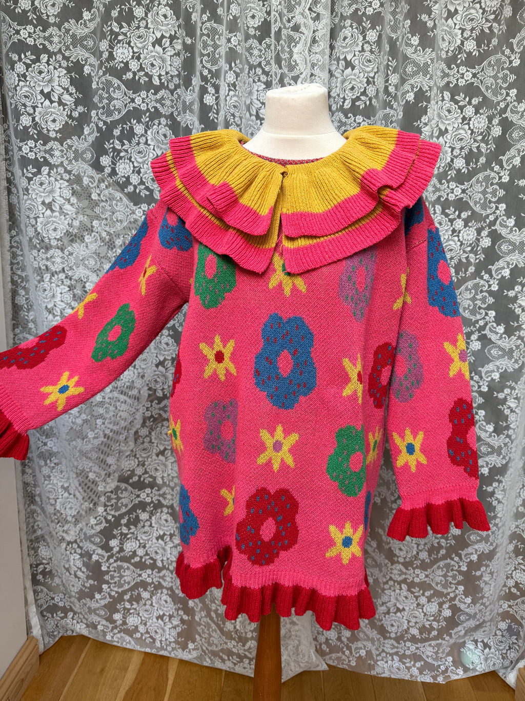 Circus Flower: Stunning Hand Knitted Vintage Jumper