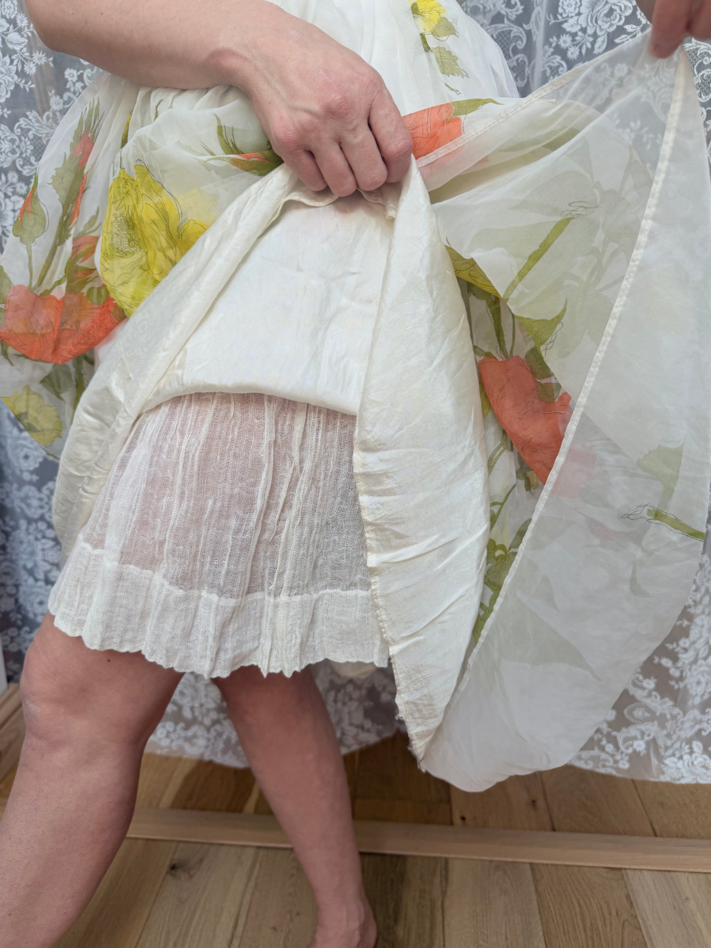 Vintage 1950s Floral Roses Summer Midi Dress