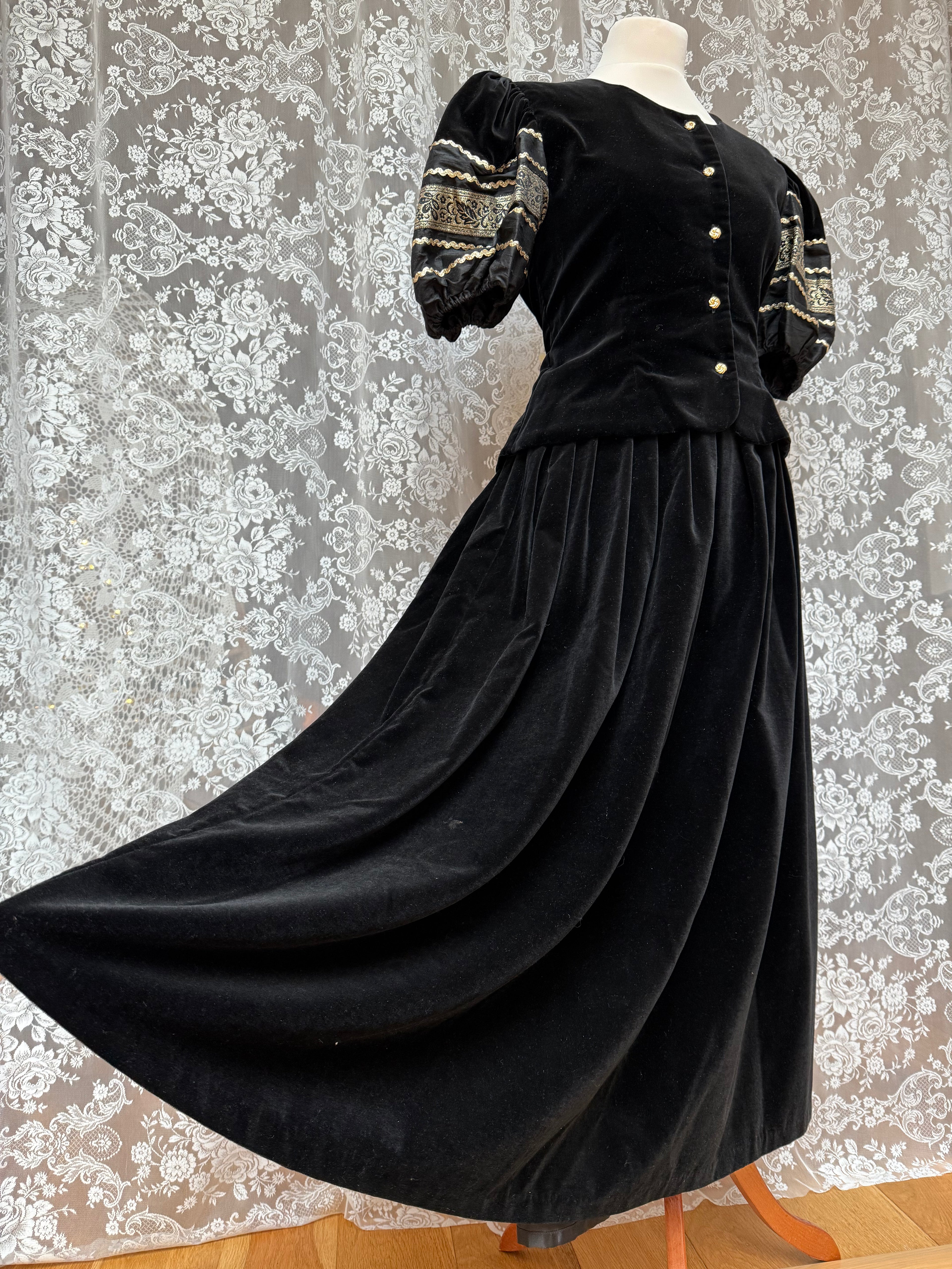 Marion Donaldson Stunning Vintage Two Piece