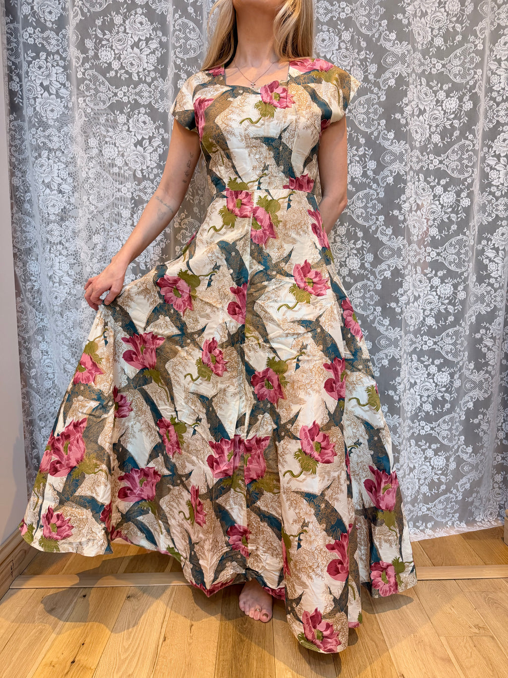 Antique Vintage Late 1930s/Early 1940s Antique Floral Dress