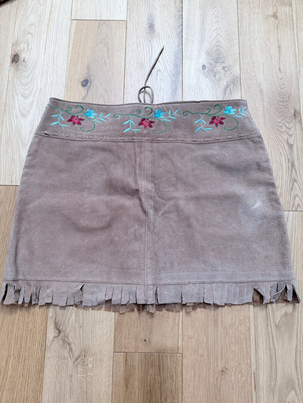 Savannah: Vintage 1990s Y2K Floral Embroidered Suede Skirt