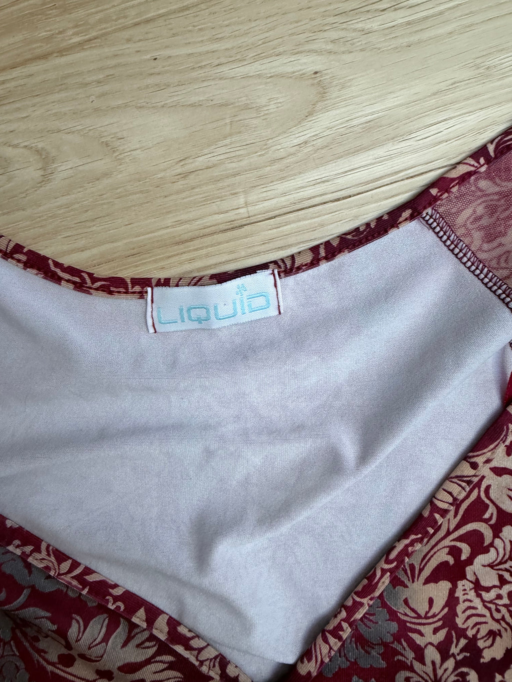Accentual: Vintage 1990s Y2K Bell Sleeved Cropped  Top