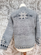 The Snowflake: Vintage 1990s Amano Wool Jumper