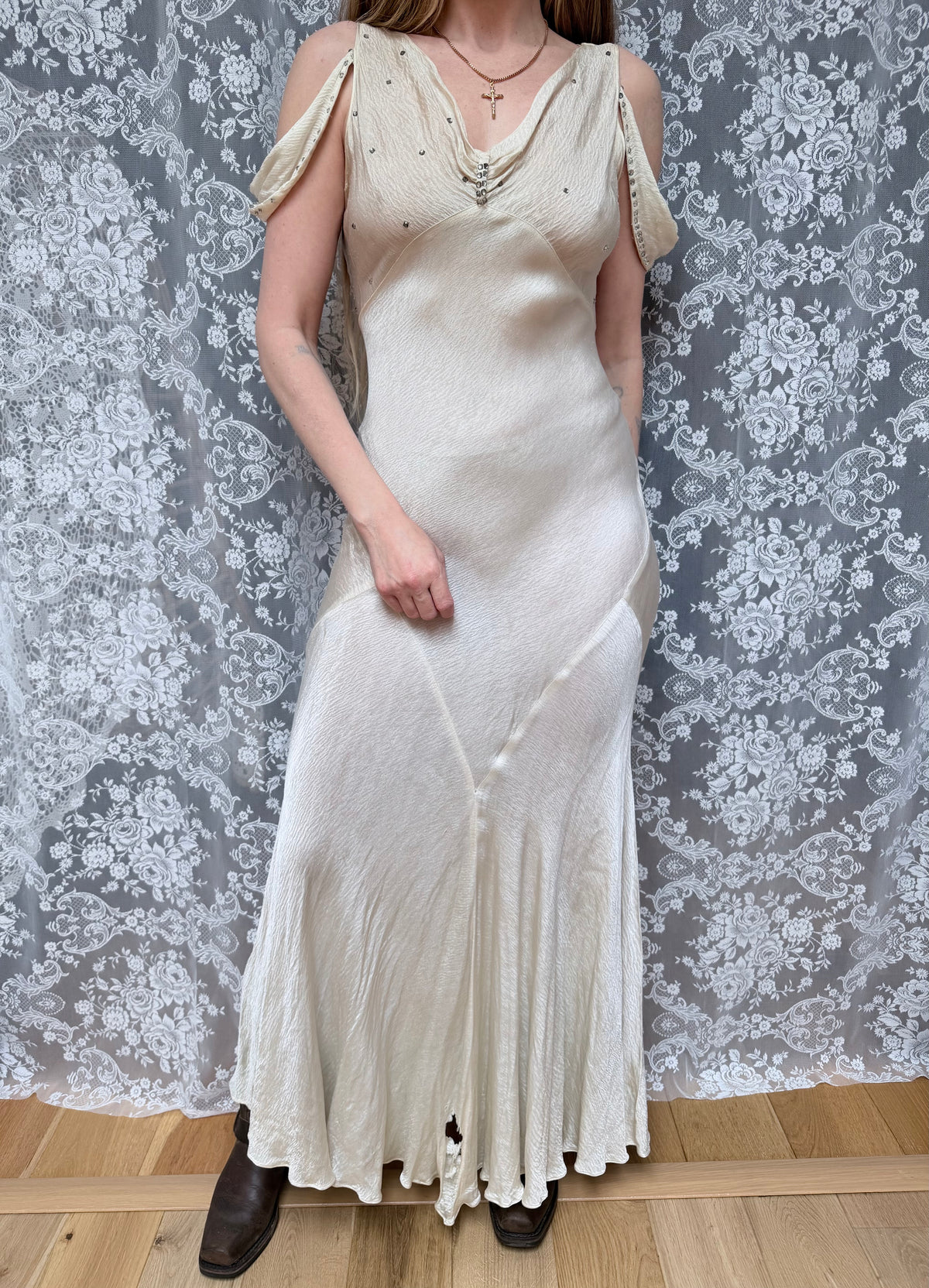 Antique Museum-Archived 1930s Silk Satin Cold-Shoulder Gown