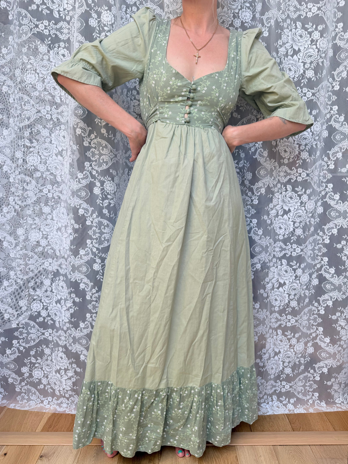 Vintage 1970s Mint Green Ditsy Floral Prairie Dress