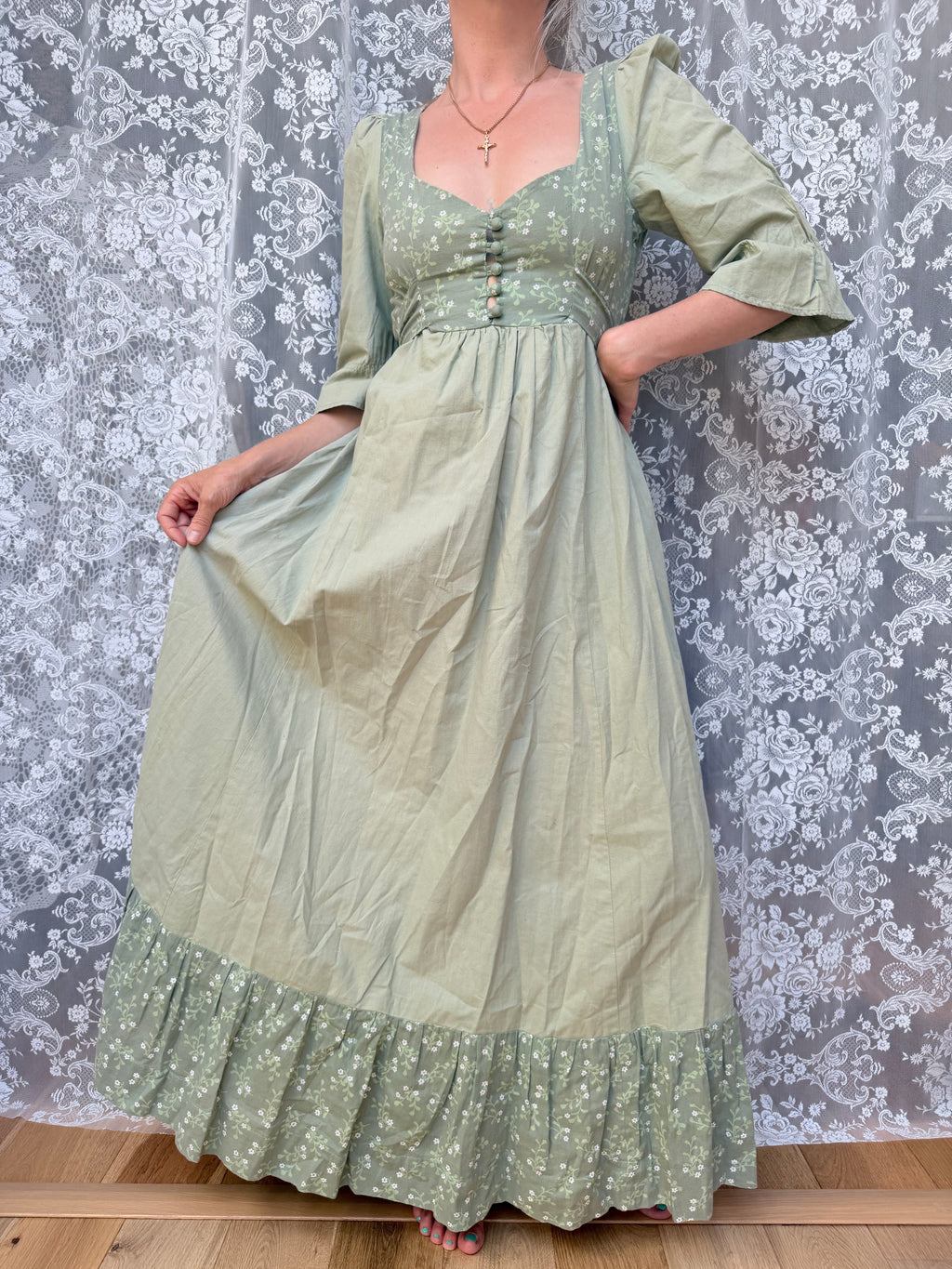Vintage 1970s Mint Green Ditsy Floral Prairie Dress