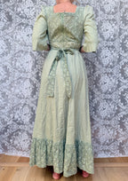 Vintage 1970s Mint Green Ditsy Floral Prairie Dress