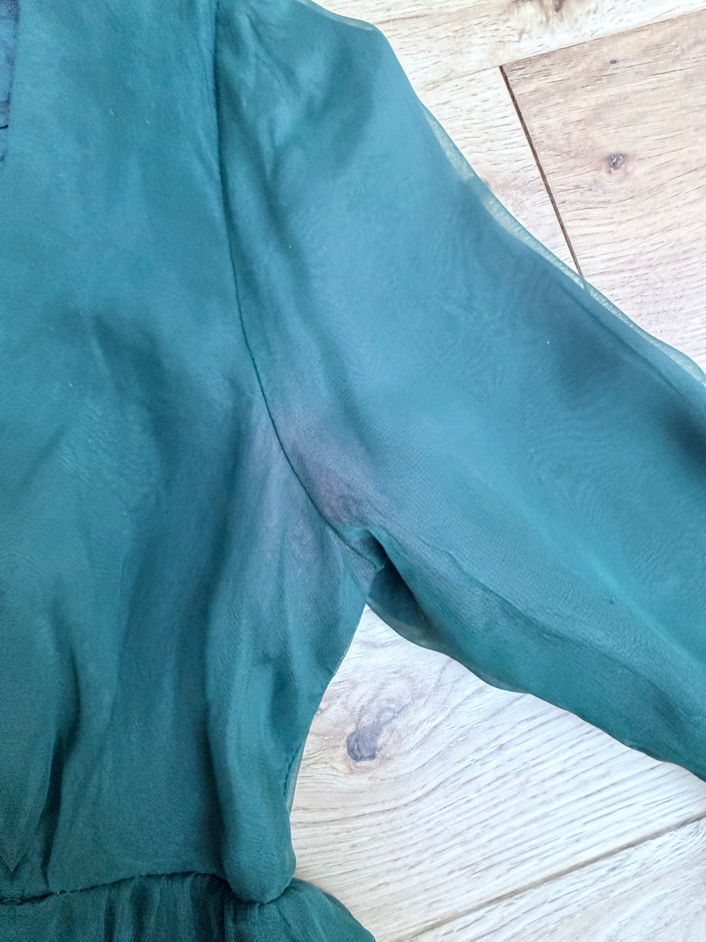 1970s Jean Varon Emerald Witchy Fairy Dress