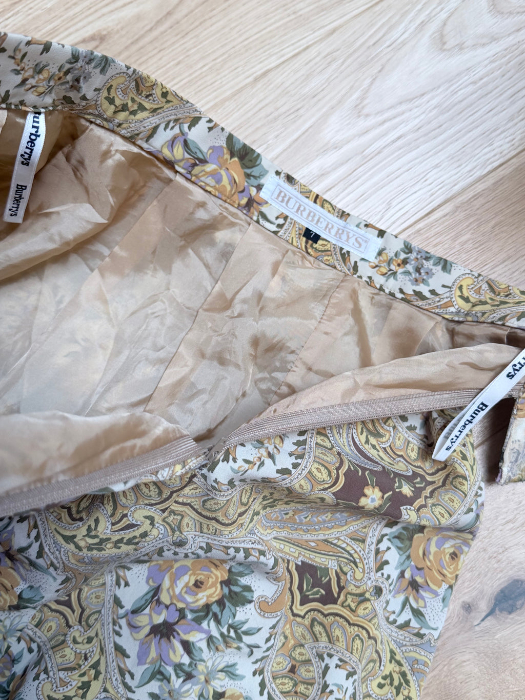 Vintage 1980s Burberrys Silk Paisley Floral Midi Skirt