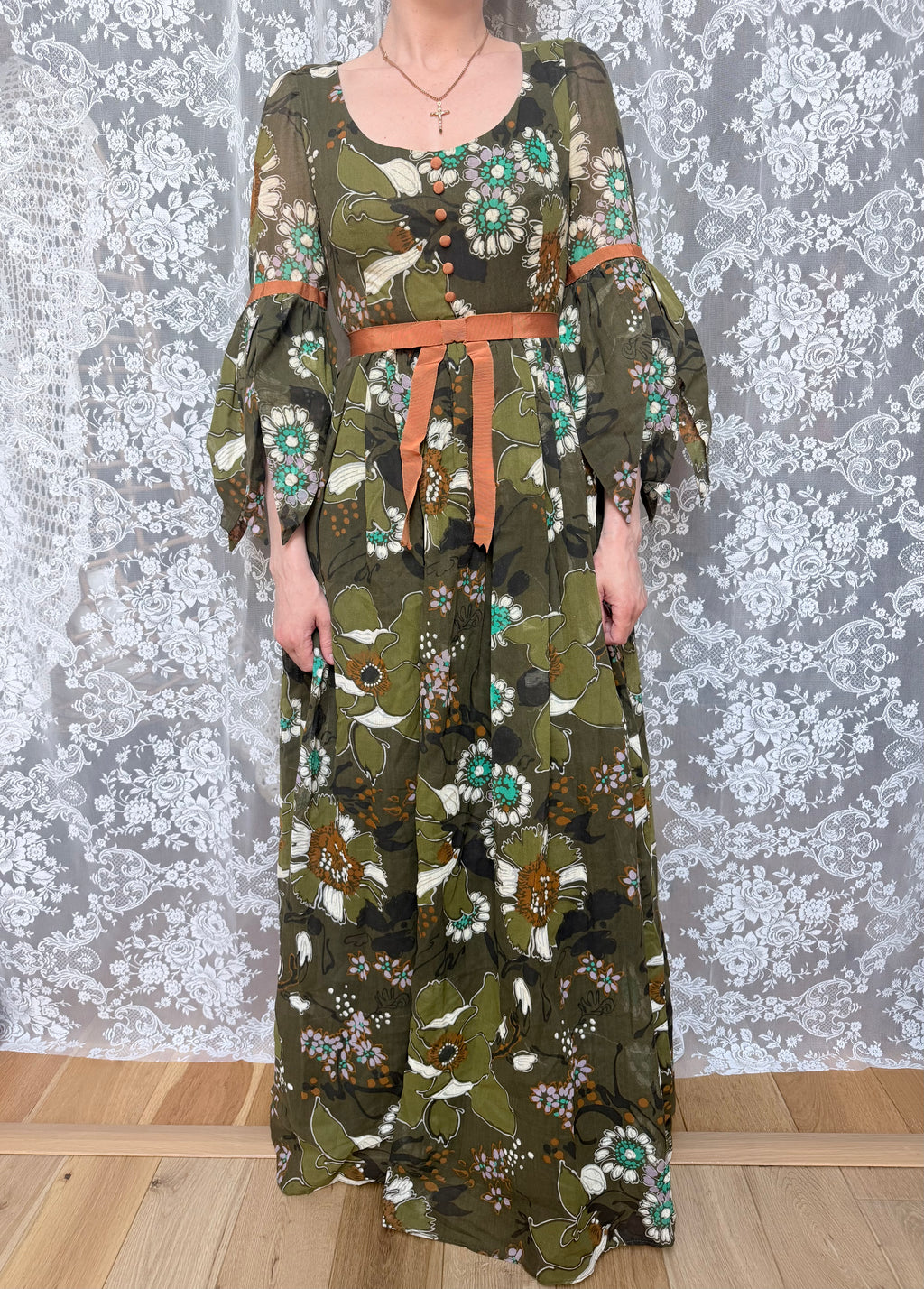 1970s Frank Usher Green Petal Sleeve Witchy Prairie Dress