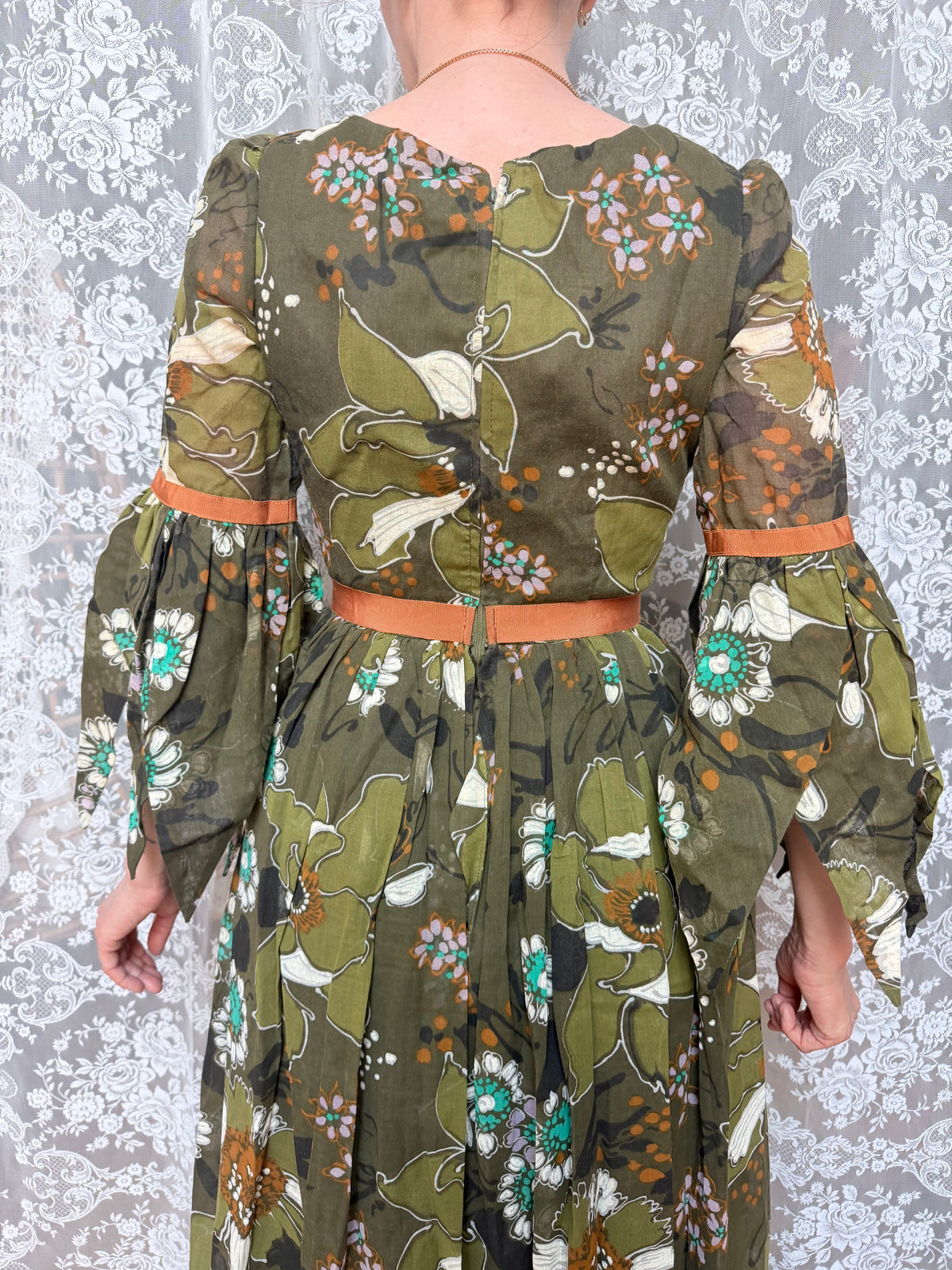 1970s Frank Usher Green Petal Sleeve Witchy Prairie Dress