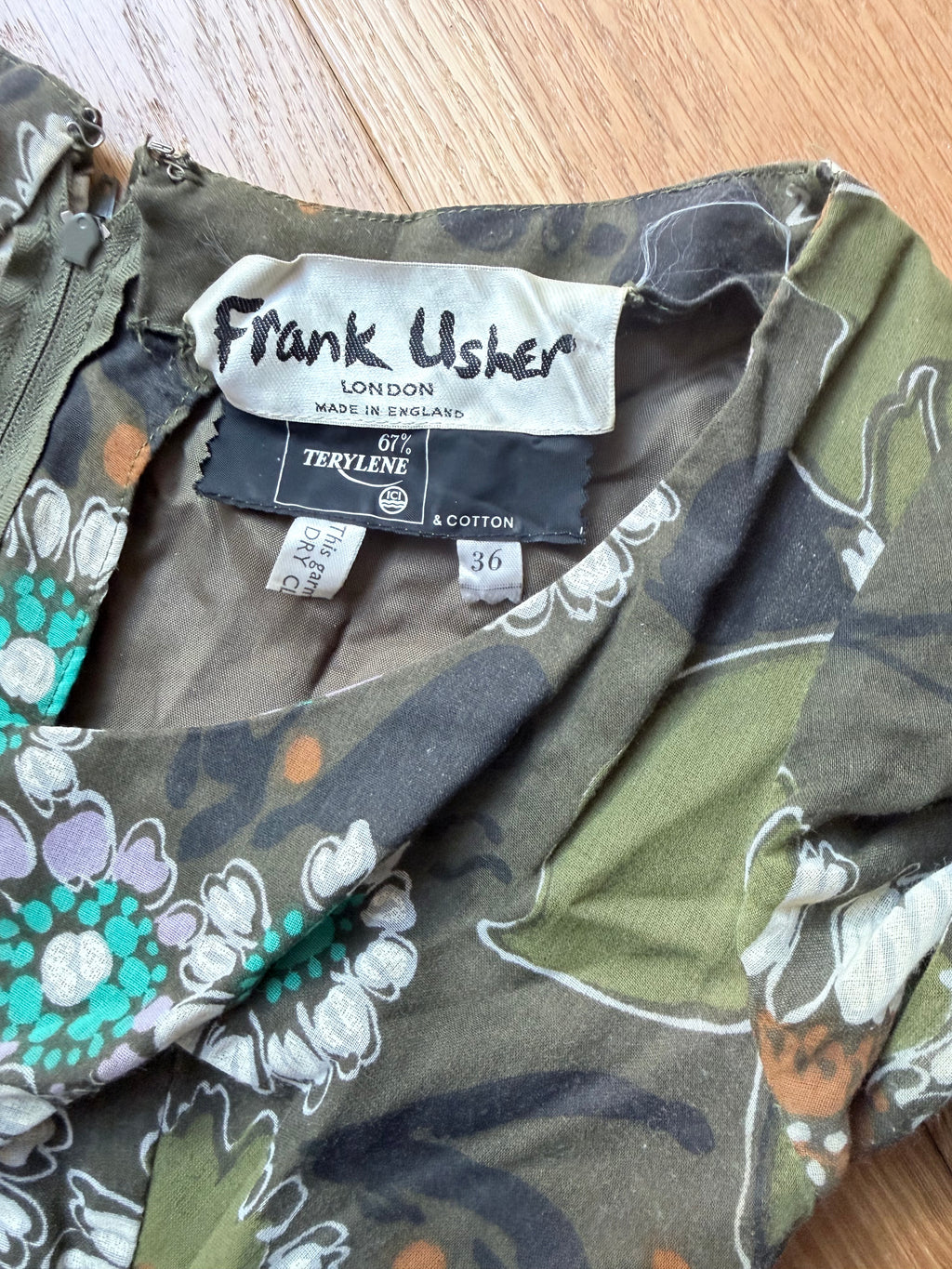 1970s Frank Usher Green Petal Sleeve Witchy Prairie Dress