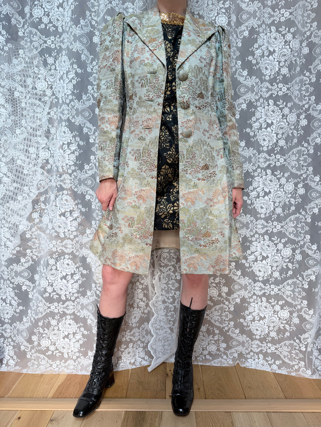 Vintage 1950s/1960s Pale Blue Oriental-Inspired Brocade Coat