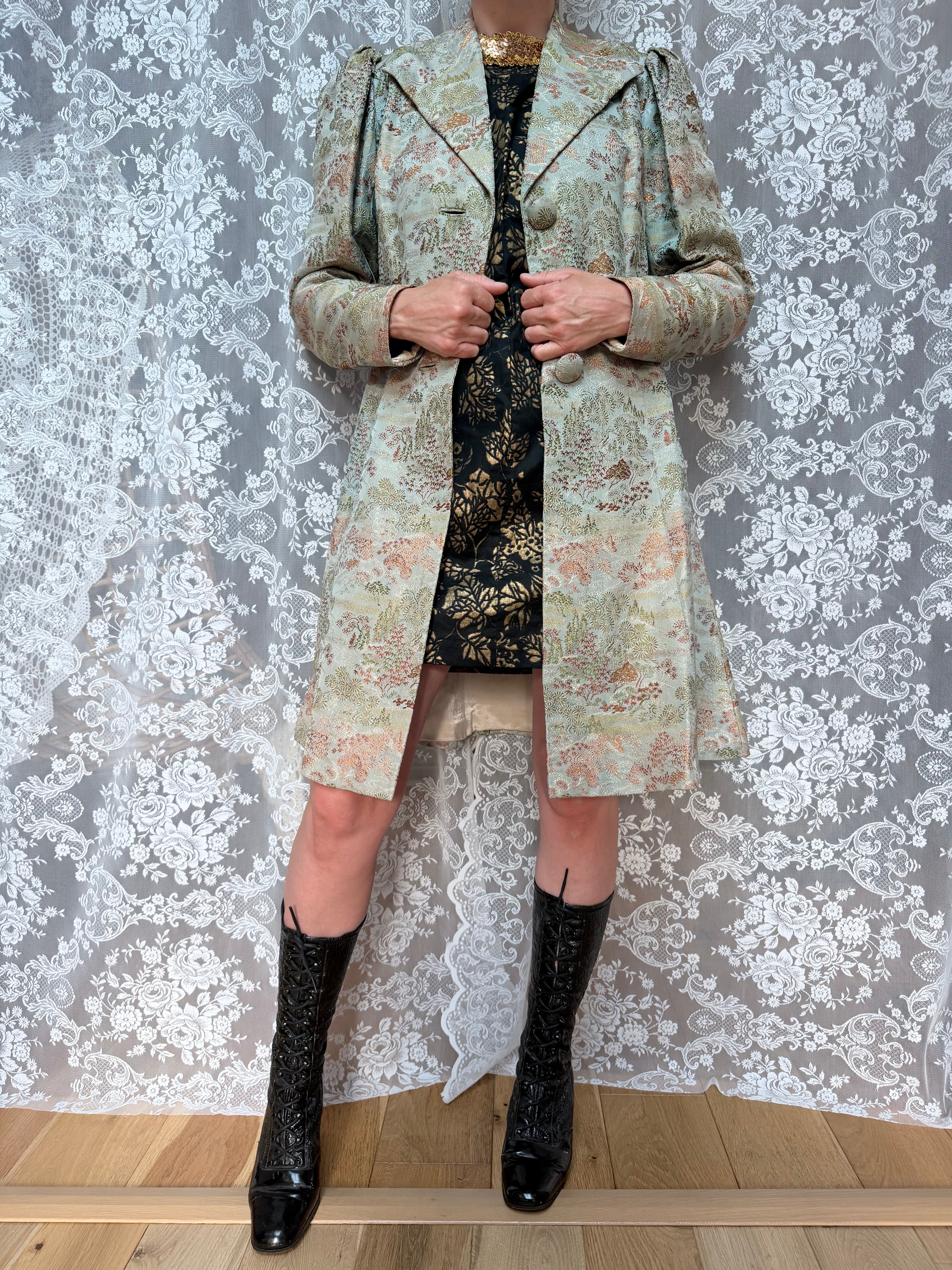 Vintage 1950s/1960s Pale Blue Oriental-Inspired Brocade Coat