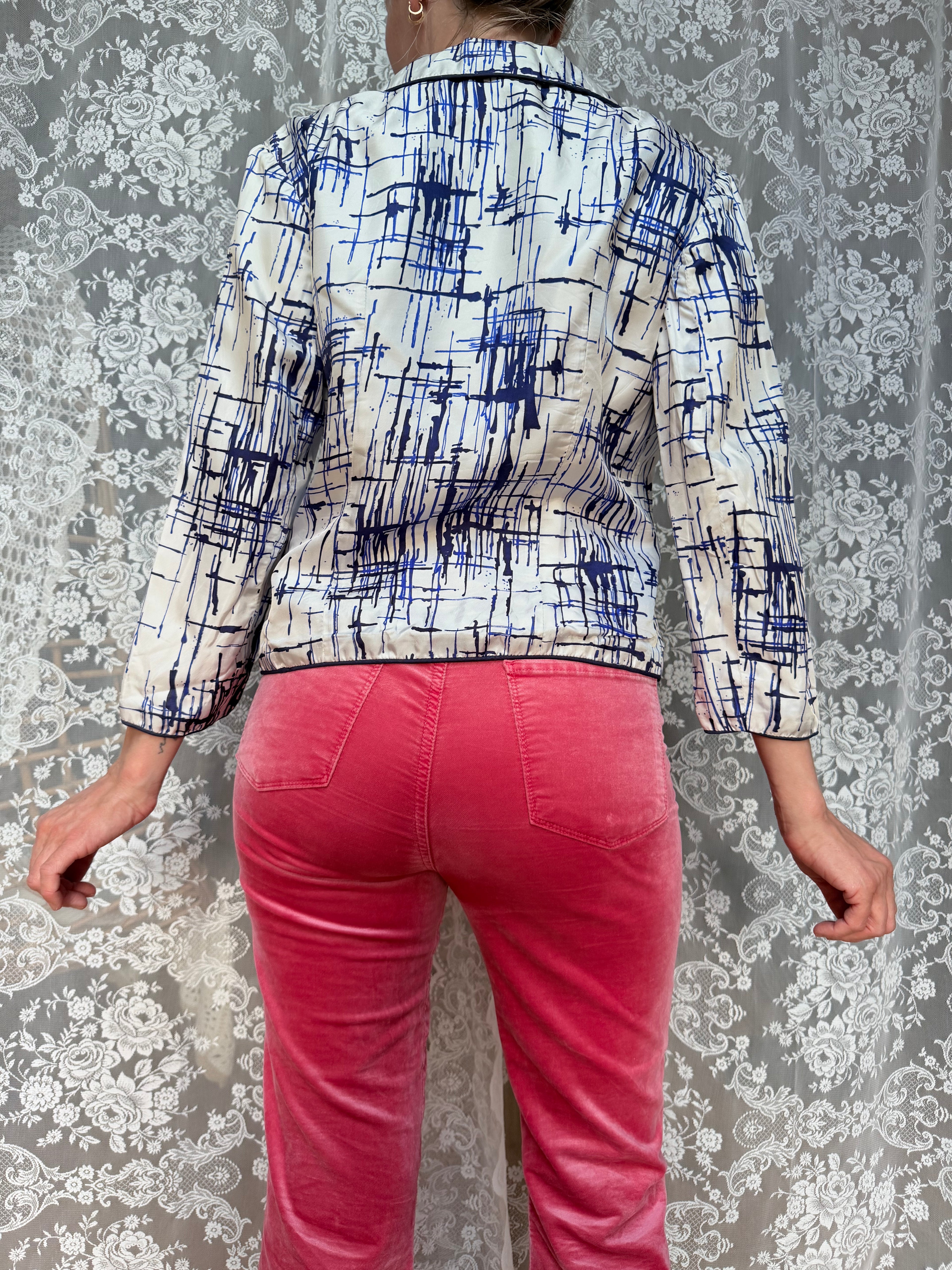 Vintage 1970s Carnegie Artsy Blue and White Jacket